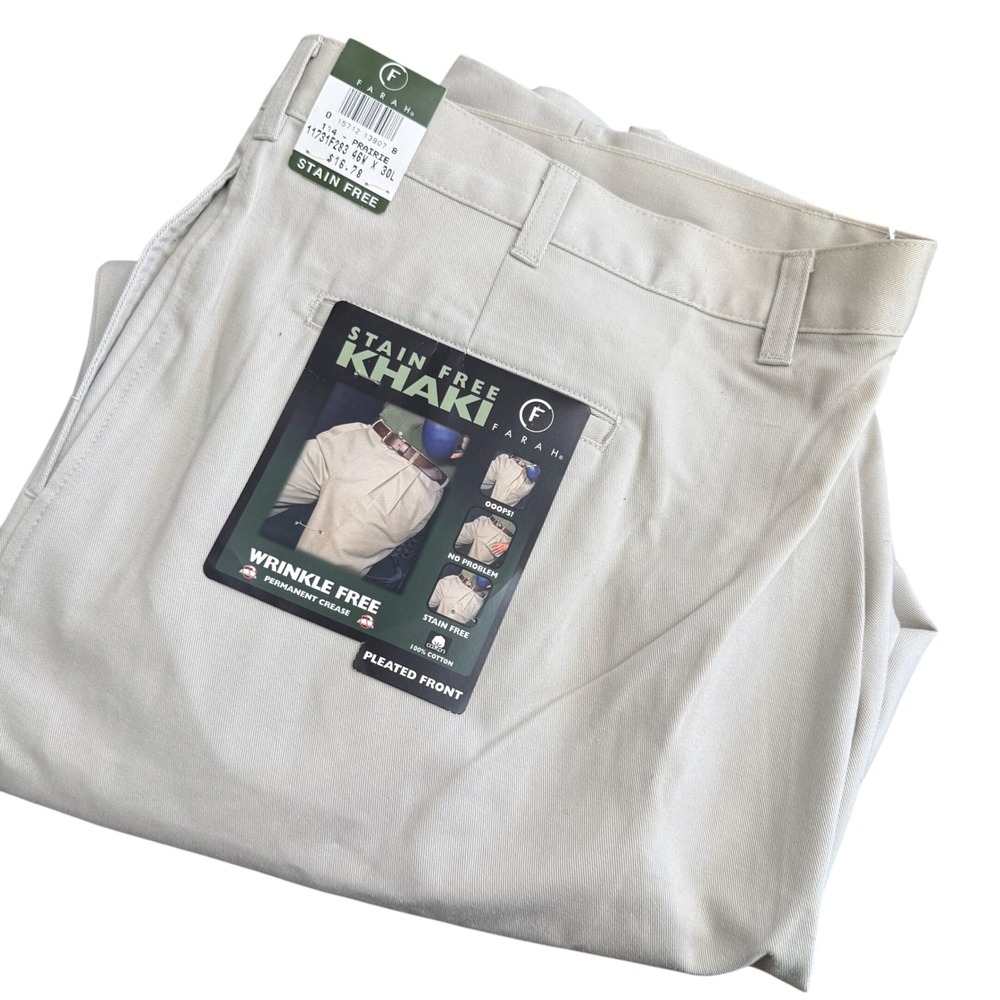 Farah Mens Pleated Front‎ Khaki Pants Stain Free Wrinkle Free 46W x 30L
